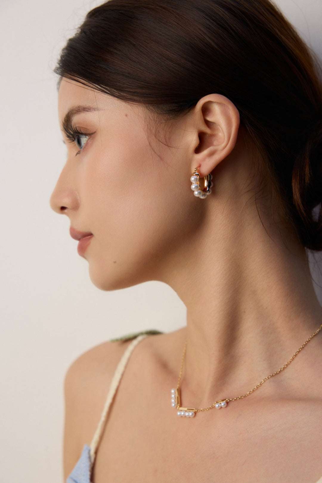 Nacre Radiance Necklace |Eudorra Jewelry.
