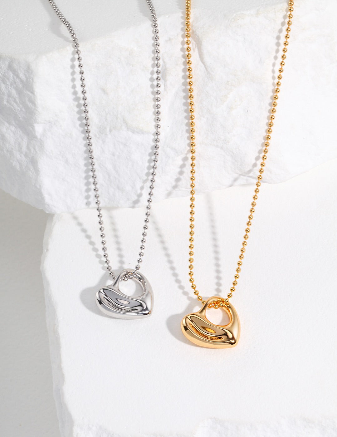 Heart Pendant Necklace | Love Embrace Necklace｜Eudorra Jewelry
